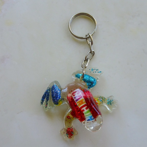 Shells & Glitter Clear Resin Frog Keychain Travel Souvenir from Cancun, Mexico - Picture 2 of 6